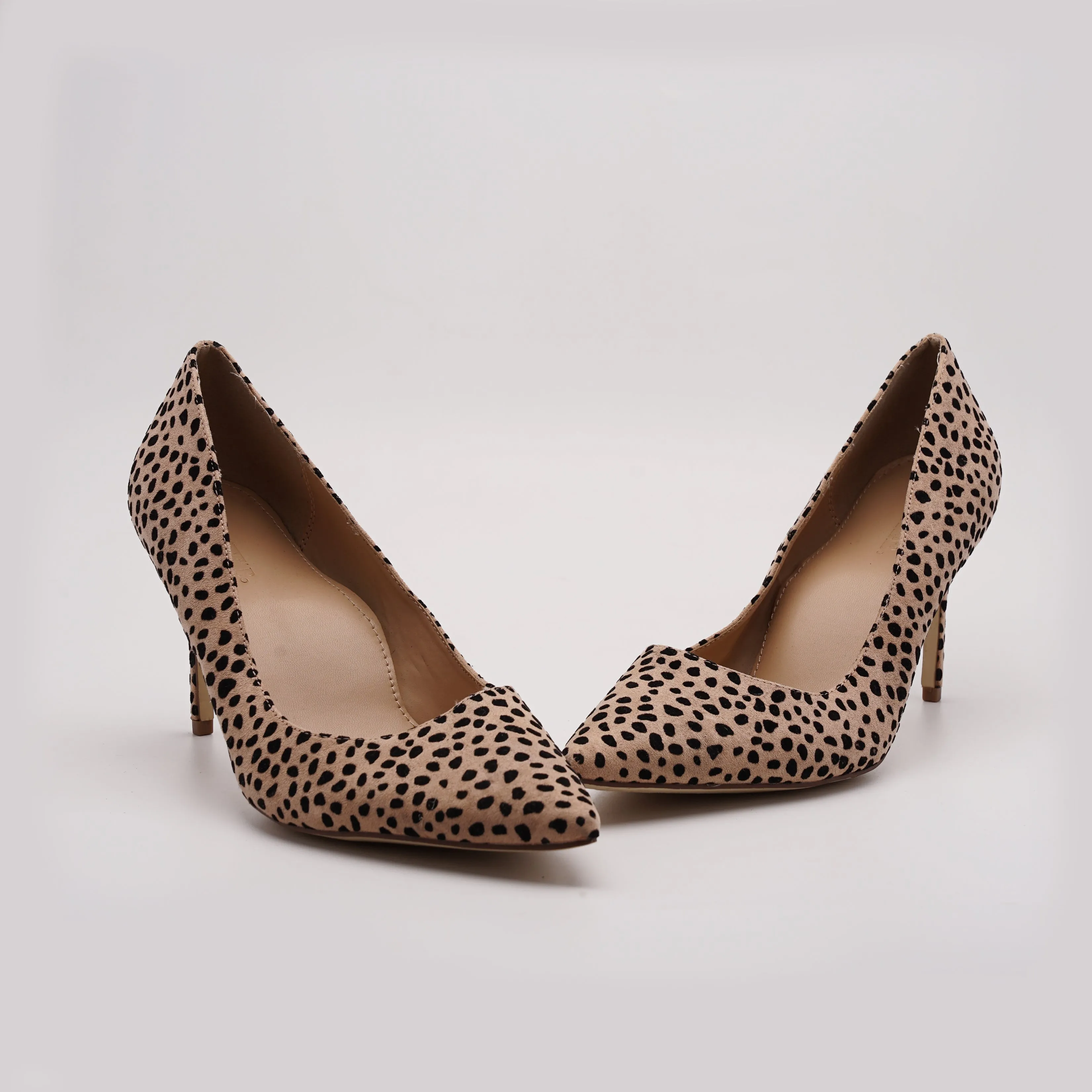 JustFab cheetah print Pointed Toe Stilettos heel