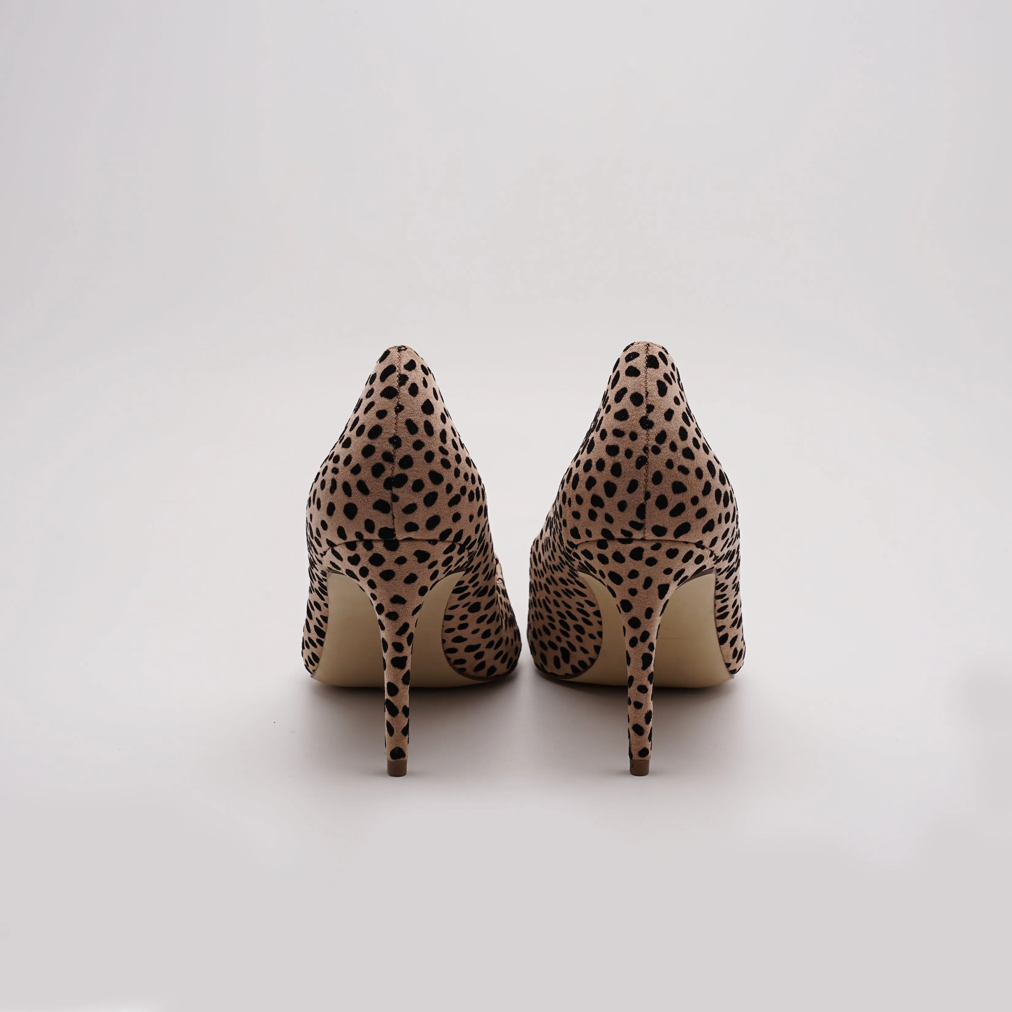 JustFab cheetah print Pointed Toe Stilettos heel