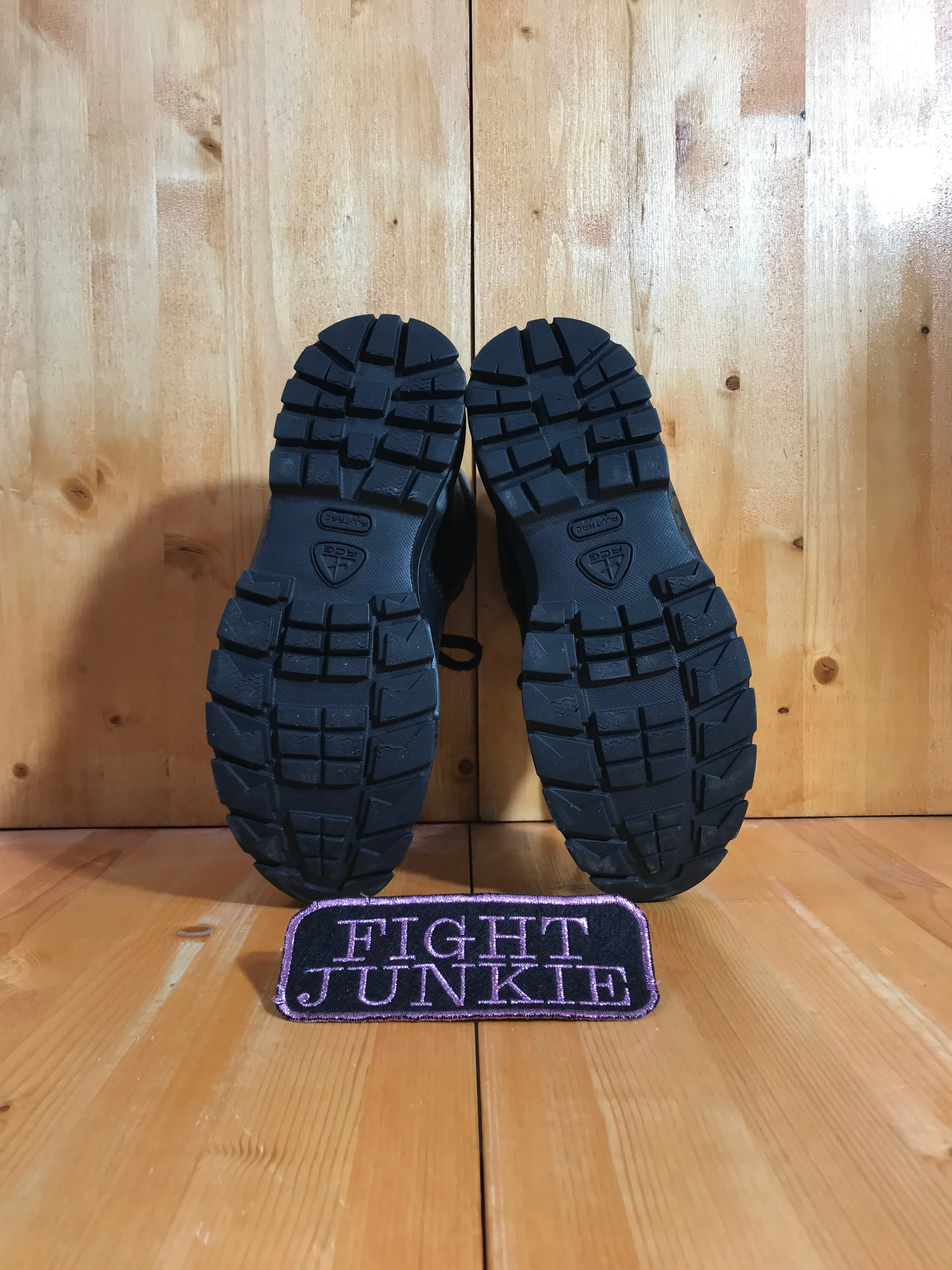 RARE! NIKE AIR MAX GOADOME WATERPROOF ACG Mens Size 7.5 Leather Trail Boots Triple Black 865301-009