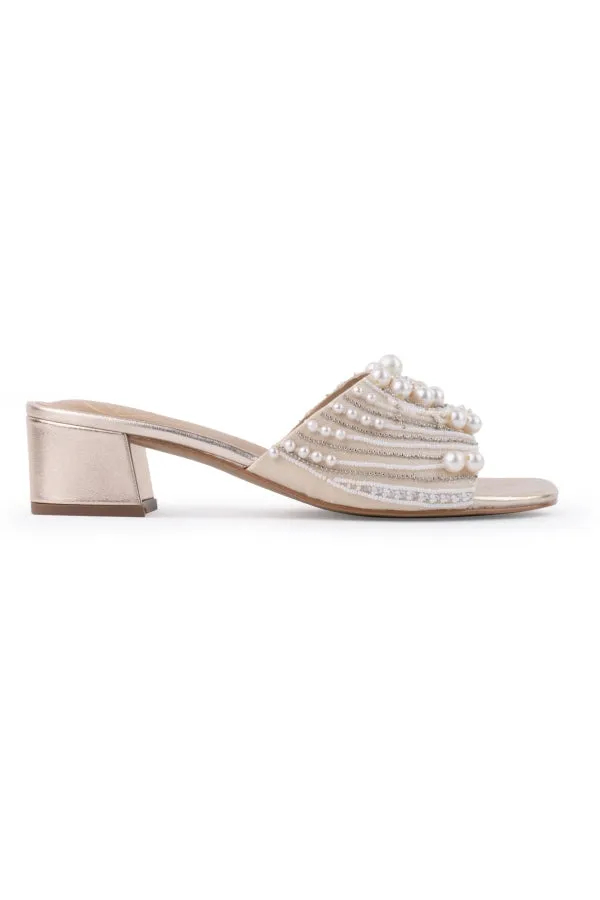 Swan Song : Sandal Heels